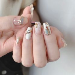 -悦指间美甲美睫
