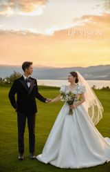 -乐派诗婚纱摄影