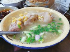 蹄花汤-梯坎豆花