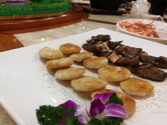 香煎牛仔骨拼墨鱼饼-新塘畔酒楼(里水大道北店)