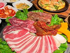 -木槿花韩式炭烤·熟成肉工坊(孙文东路店)