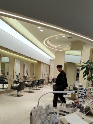 -Mentor Hair Salon