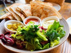 鸭肉饼配色拉-Money Shops(愚园路店)