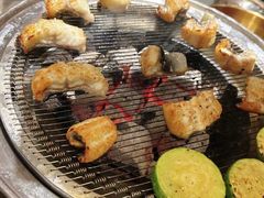 -围炉肉舍•炭烤活鳗•丹东海鲜烤肉(步行街店)