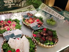 -芸山季·云南山珍菌火锅(人民广场来福士店)