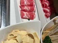 -海底捞火锅(长宁路龙之梦店)