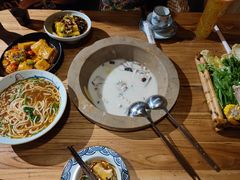 -云尊府蒸汽石锅鱼云南菜(龙旗店)