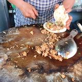 一早窜了过来 酱肉咸香，白吉馍劲道