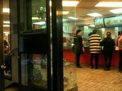 门面-麦当劳(东方时代广场分店)
