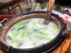 -粤港湾砂锅粥·宵夜(宝龙店)
