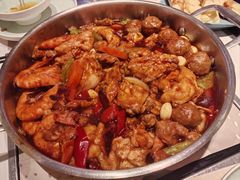 -黄记煌三汁焖锅(新佳丽江汉路店)