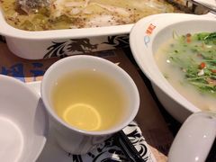 -江湖情酸菜鱼(万菱汇店)