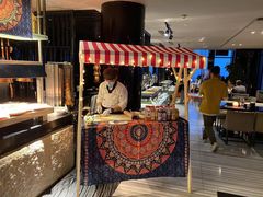 -唐拉雅秀酒店-西锦汇空中BBQ·思创餐厅