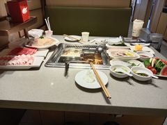 -海底捞火锅(金山百联店)