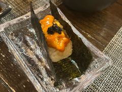 海胆手握-昊·来了寿司(台湾街店)