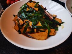 -鱼鲜饭香·招牌汽锅剁椒鱼头王