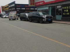 -24小时汽车搭电补胎(五方桥店)
