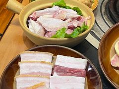 -阿山卓·野生菌火锅·纳西火塘烤肉