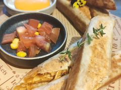 -HIGH FIVE哈福手工汉堡(桂林路店)