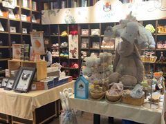 -钟书阁(松江泰晤士小镇店)