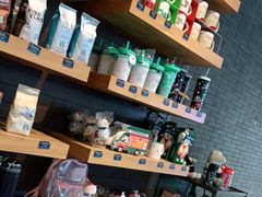 零售区-星巴克臻选(济南万达店)