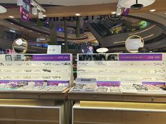 -爱视眸Eyeblling眼镜·依视路·蔡司镜片折扣店(百联南方商城购物中心)