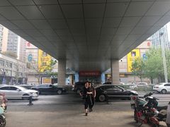 -丹尼斯7天地