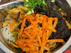 -柳州肥姨妈大骨螺蛳粉(老闵行店)