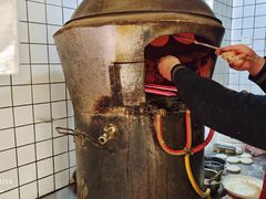 -三兄弟高炉烧饼