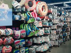 -迪卡侬(西三旗店)