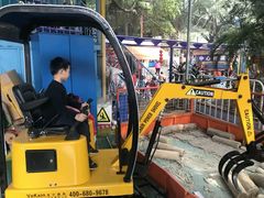 -顺德大良半月城游乐场