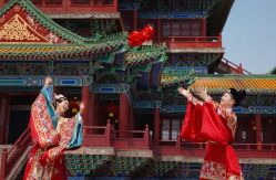 -第一夫人婚纱摄影(南京店)