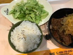 -半亩良田排骨米饭(西城红场店)