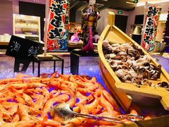 自助取餐区-夏阳湖皇冠假日酒店-自助餐厅
