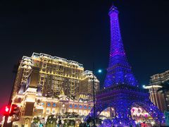 -影汇之星8字形摩天轮