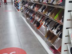 -BIGOFFS 超级折扣(仁恒伊势丹店)