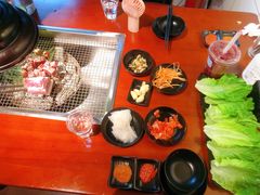 -肉甲韩国木炭烤肉(新壹街1店)