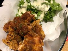 炸鸡-江南猪肉商会无限续吃(弘大店)