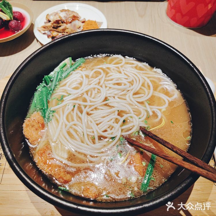 滇作，一个用心做味道的过桥米线