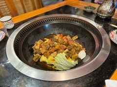 -粘豆包铁锅炖二部(温泉街店)