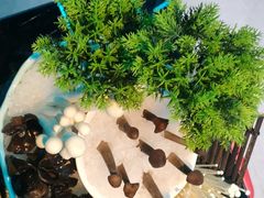 -唯爱KTV聚会餐厅(仙林东城汇店)