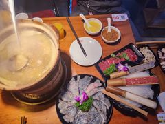 -捞围鲜·港式打边炉(海阳路店)