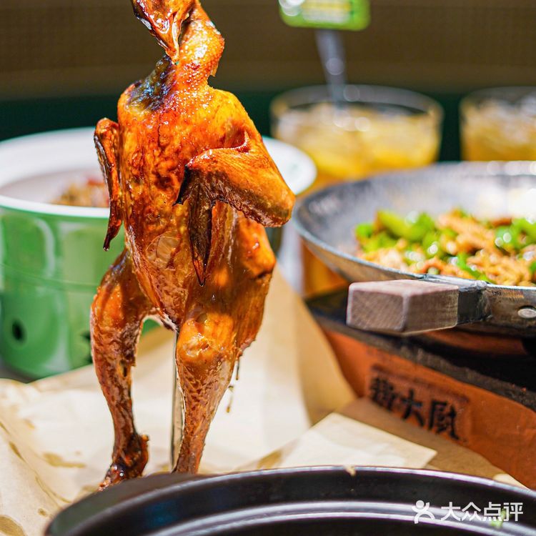 排队也值得吃的费大厨｜辣椒🌶️炒肉绝了！