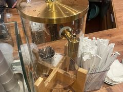 -玛格萝妮(汇智国际商业中心店)