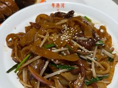 -粤港湾砂锅粥·宵夜(宝龙店)