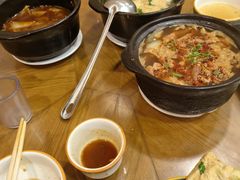 -三鞭一花·独一处·元英砂锅(海光寺店)