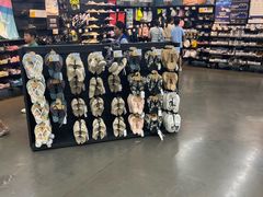 -迪卡侬(金龙湖店)