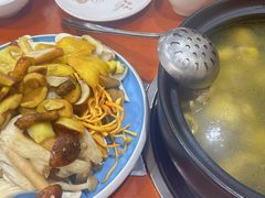 -菌之家·专业纯野生菌火锅·特色炒菌