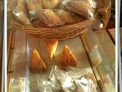 android_upload_pic-老梦面包 CHEZMOREL(三源里店)