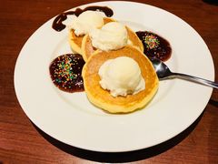 -Pancakes on the rocks(Darling Harbour)